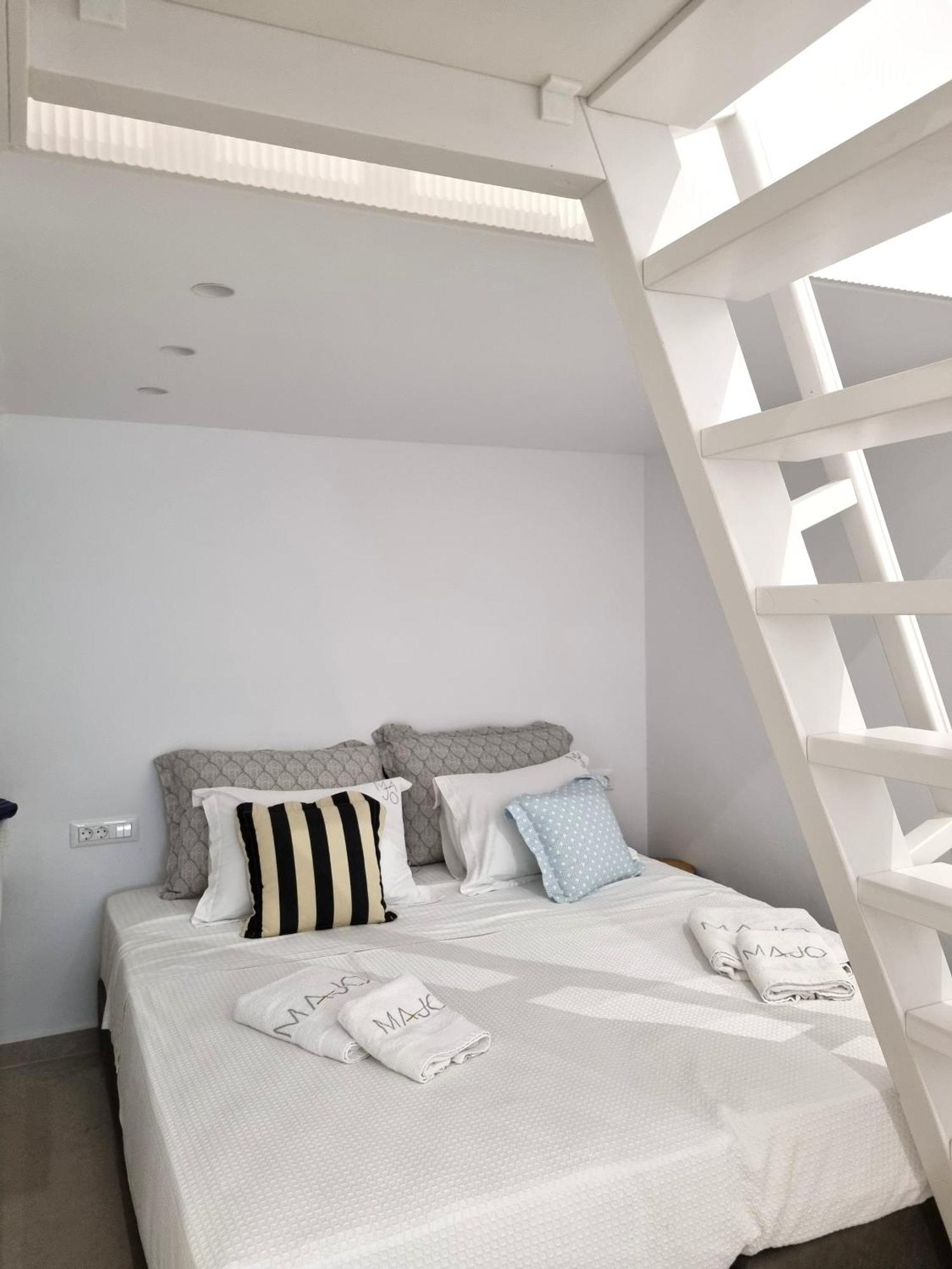 Majo Suites Hotel Agia Anna  Exterior foto